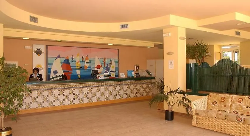 Apartaments Comte D'Empuries Empuriabrava Spain