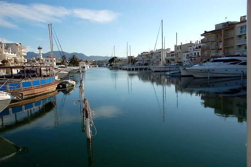 Apartaments Comte D'Empuries Empuriabrava