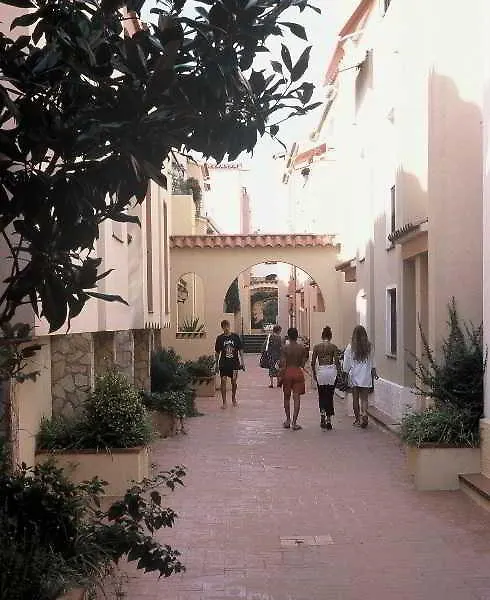 Apartaments Comte D'Empuries Empuriabrava
