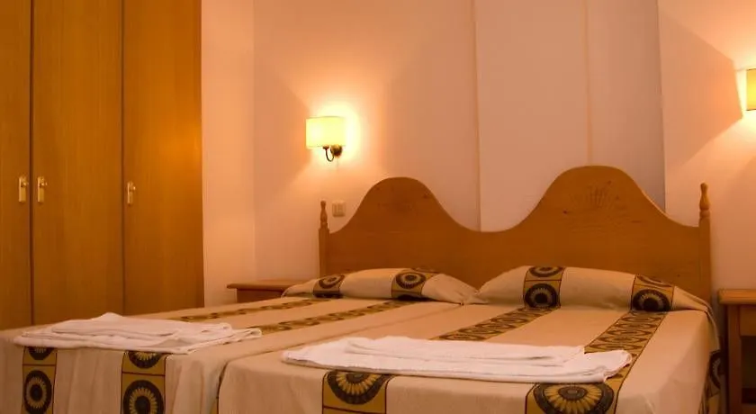Apartaments Comte D'Empuries Empuriabrava