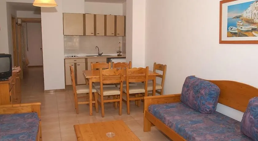 Apartaments Comte D'Empuries Empuriabrava Hotel